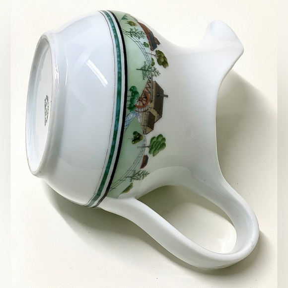 Rare Vintage Discontinued Antique 1978 ESTEE LAUDER PORCELAIN Pitcher - Picture 15 of 16